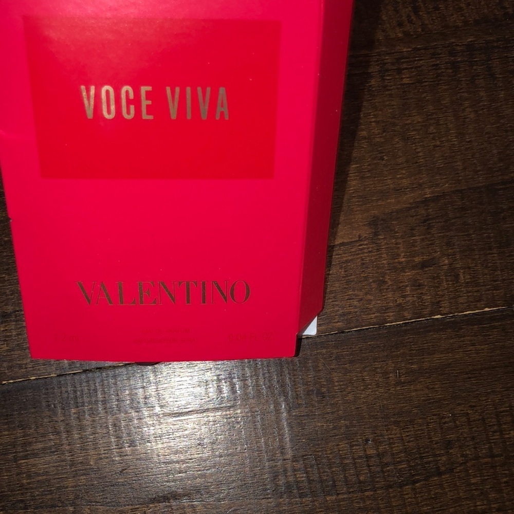 Valentino fragrance travel size Voce Viva
